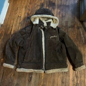 Men’s leather jacket made by Phat farm! It’s extremely warm size 3XL